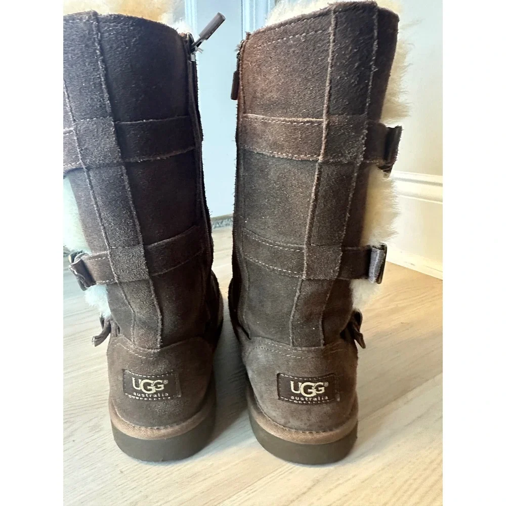 UGG Maddi Boots youth‎ Brown Suede Sherpa Lined Zip Up Size 3